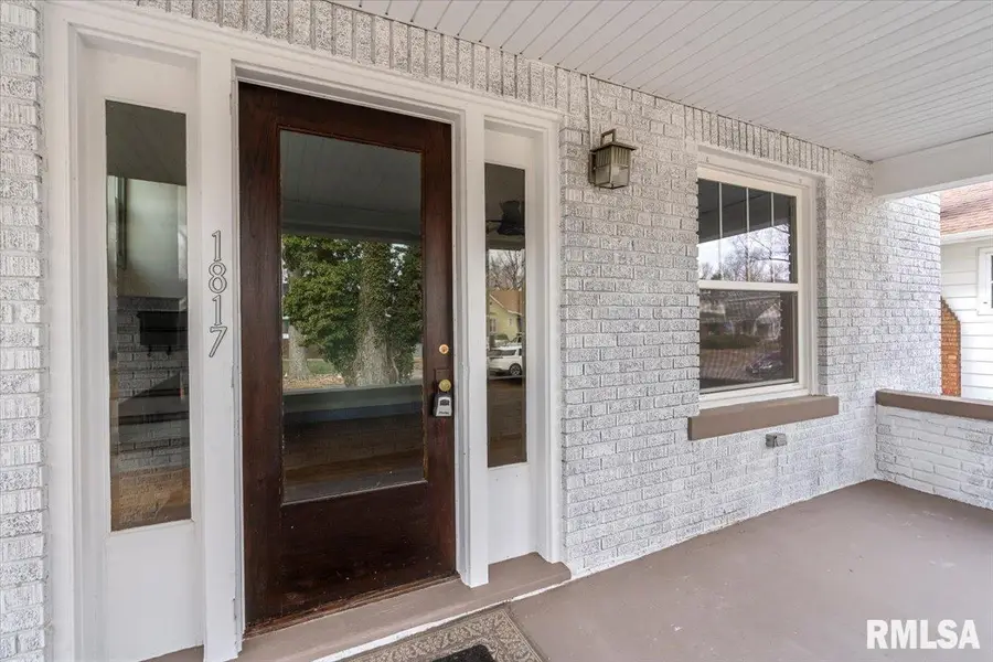 1817 Whittier Avenue, Springfield, IL 62704 - #3