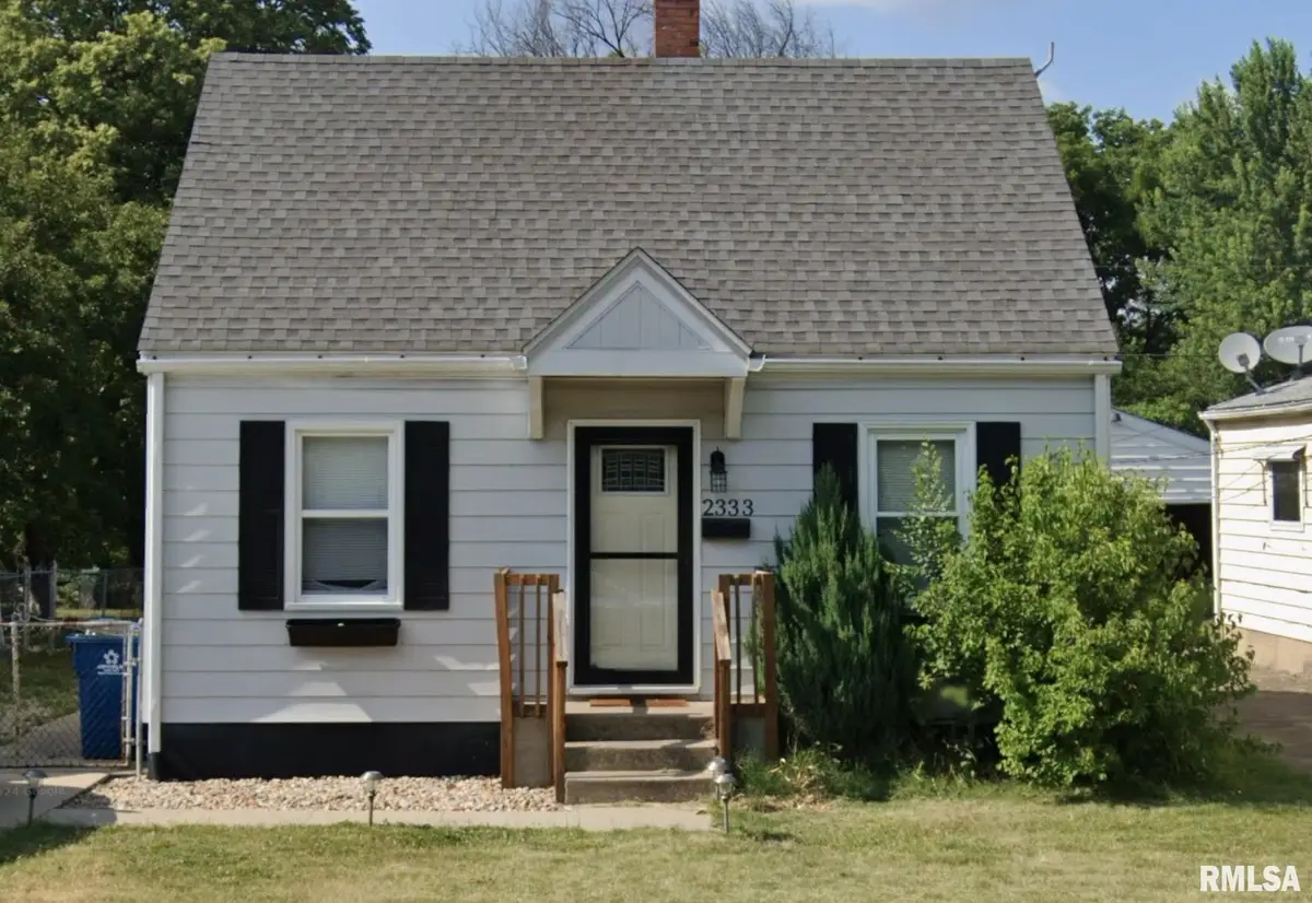 2333 E Keys Avenue, Grandview, IL 62702 - #1