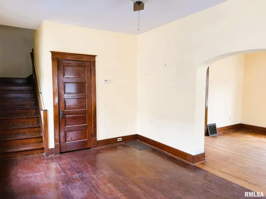 1920 S Pasfield Street, Springfield, IL 62704 - #2