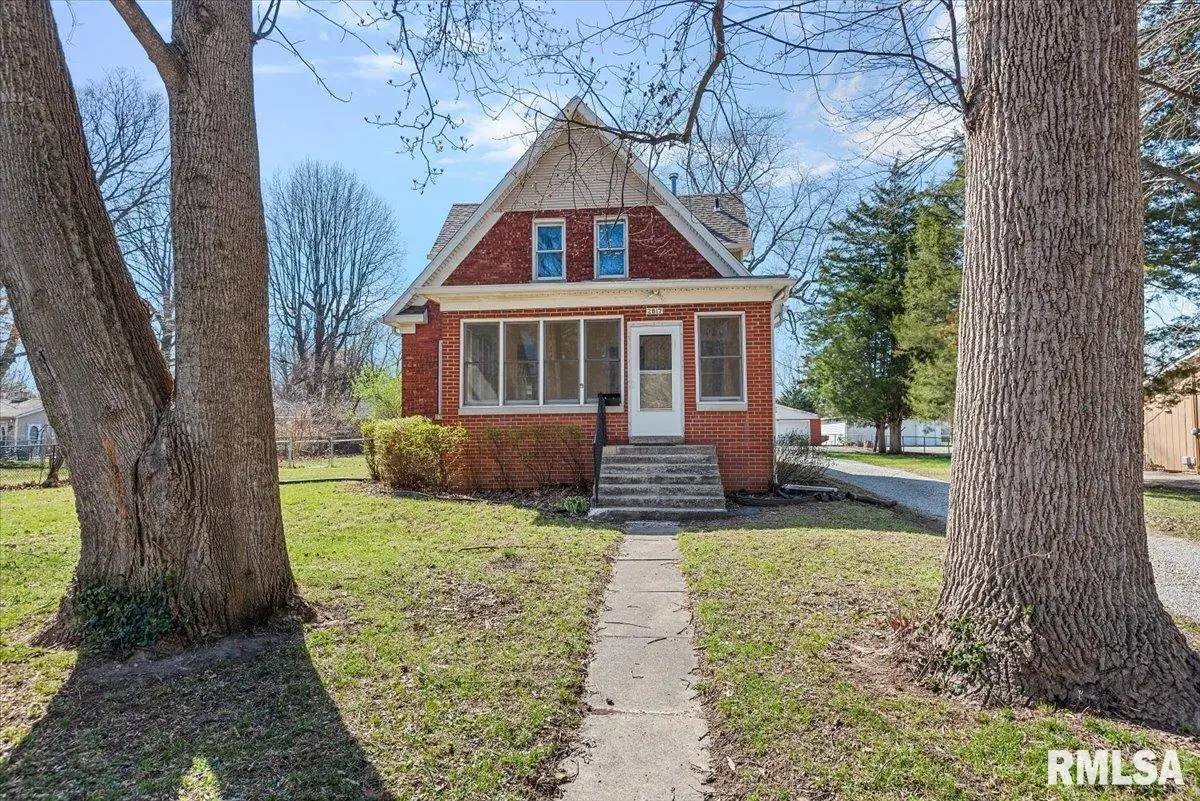 2817 S Park Avenue, Springfield, IL 62704 - #1