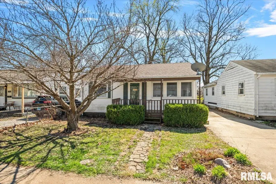 2352 E Keys Avenue, Springfield, IL 62702 - #2