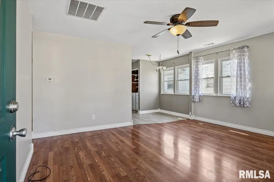 2352 E Keys Avenue, Springfield, IL 62702 - #3