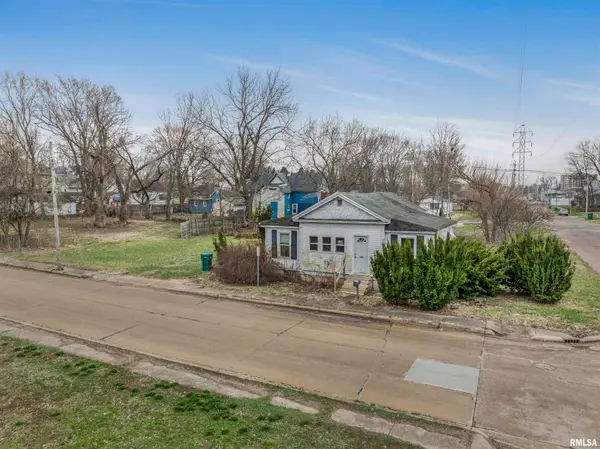 190 Laurel Avenue, Galesburg, IL 61401