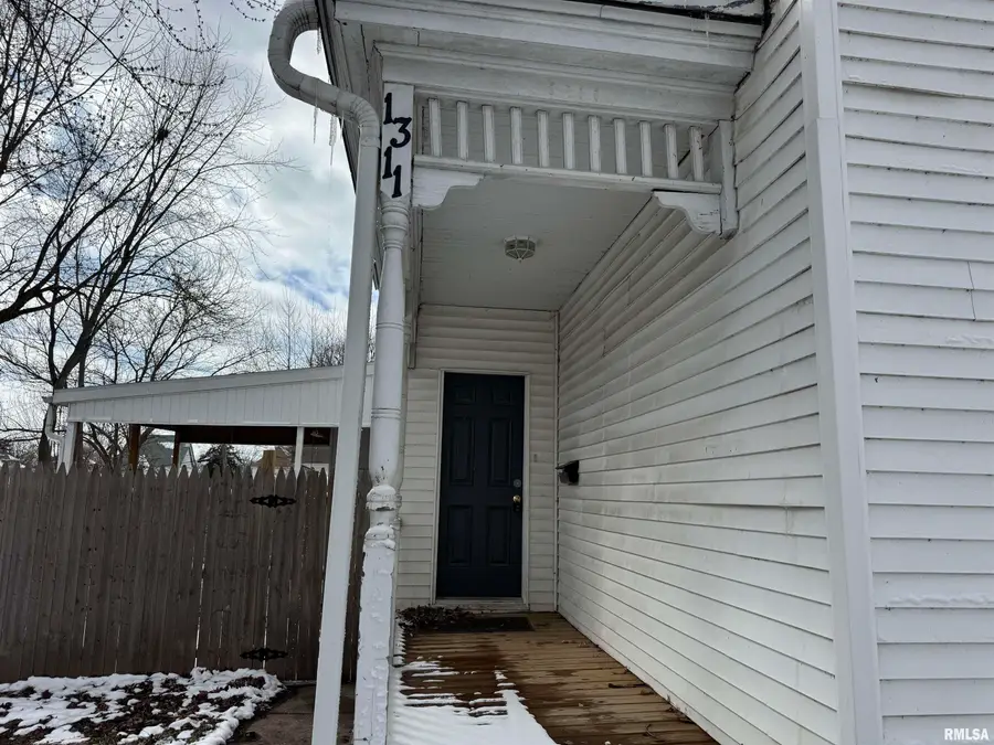 1311 N 9th Street, Quincy, IL 62301 - #2