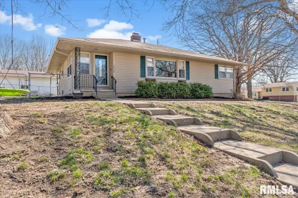 2732 S Welch Avenue, Springfield, IL 62704-0000