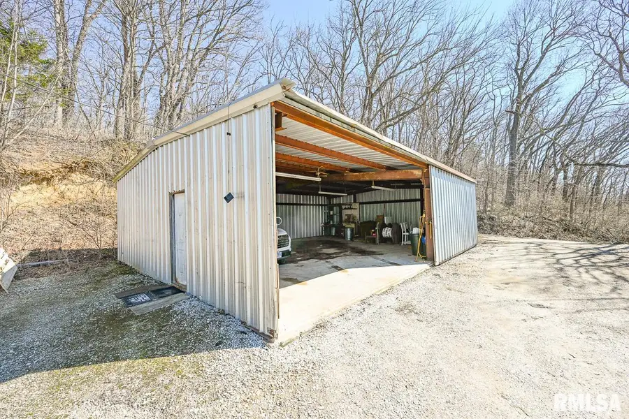 2552 E 543rd Lane, Ursa, IL 62376 - #3