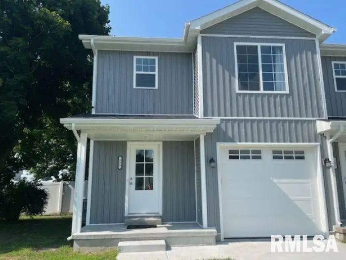 399 W Main Street, Williamsville, IL 62693 - #1