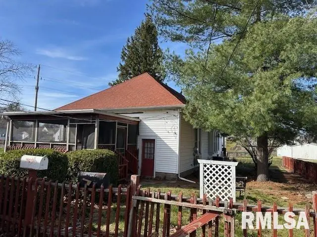 1120 E Park Street, Taylorville, IL 62568 - #1