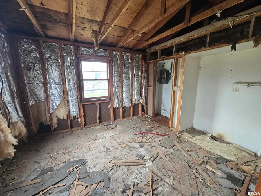 622 W Walnut Street, Canton, IL 61520 - #3