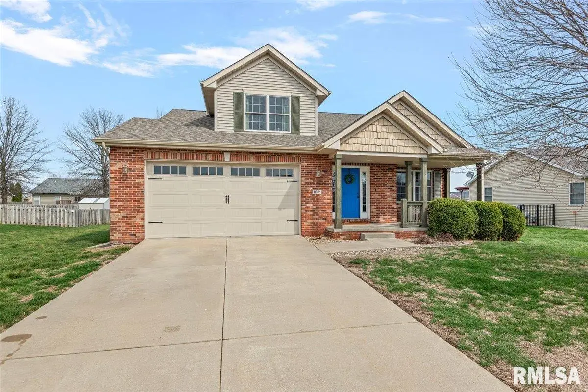 1617 Sidener Hall, Chatham, IL 62629 - #1