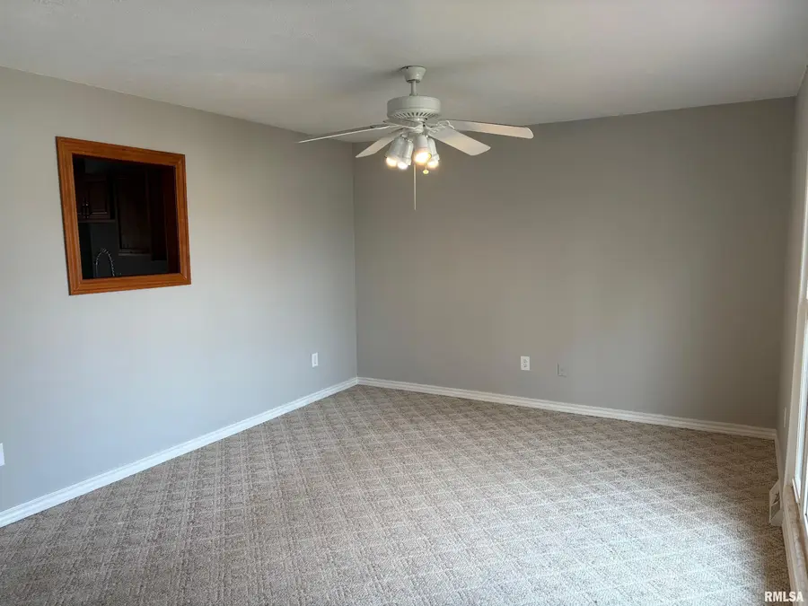 1013 Coronado West, South Jacksonville, IL 62650 - #2