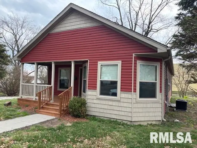 344 N Grove Street, Waverly, IL 62692 - #3