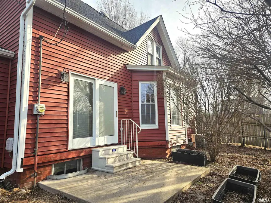 1014 Willard Street, Galesburg, IL 61401 - #3