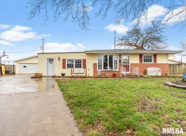 17 Celeste Court, Springfield, IL 62703