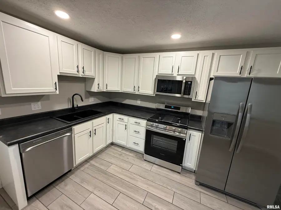 2901 Lyn Street, Springfield, IL 62702-2034 - #3