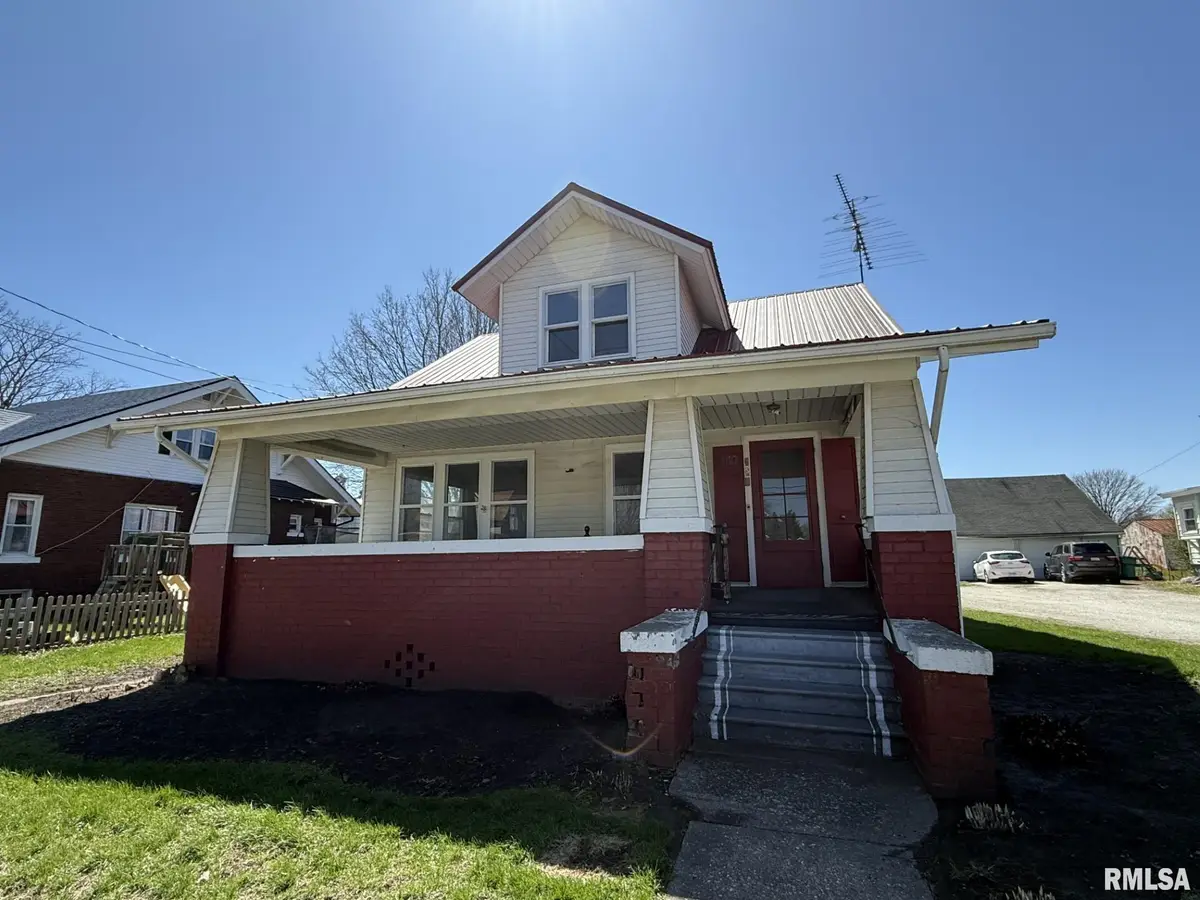 180 E Penn Avenue, Roseville, IL 61473 - #1