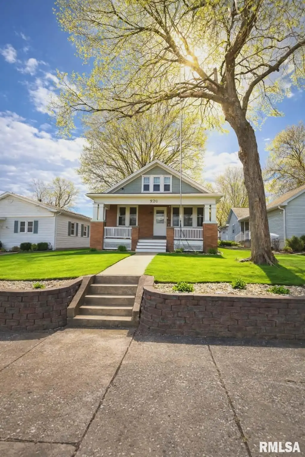 820 S 16th Street, Quincy, IL 62301 - #1