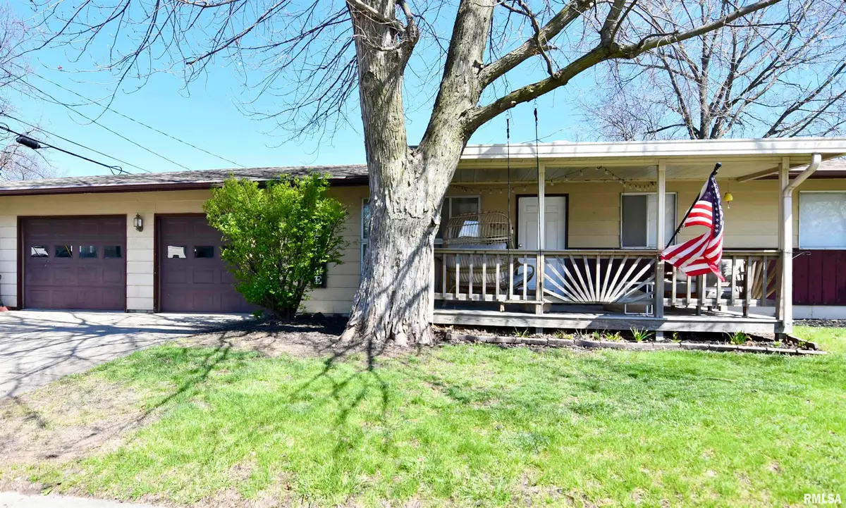 900 N Cheney Street, Taylorville, IL 62568 - #1