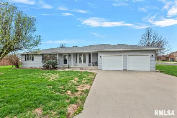 145 Illini Trail, Virden, IL 62690-9626