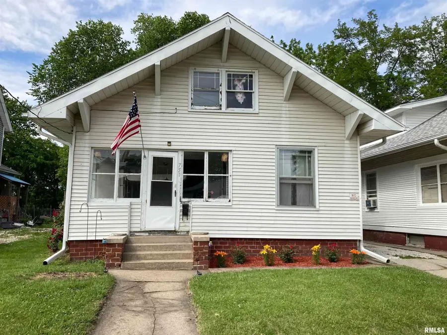 751 Mulberry Street, Galesburg, IL 61401 - #2