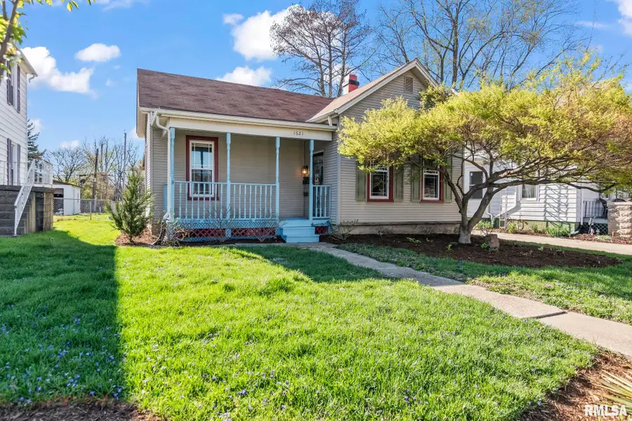 1621 N 8th Street, Springfield, IL 62702 - #2