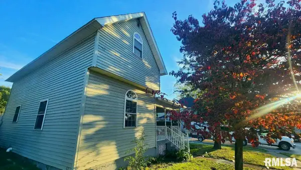 823 E Park Street, Taylorville, IL 62568