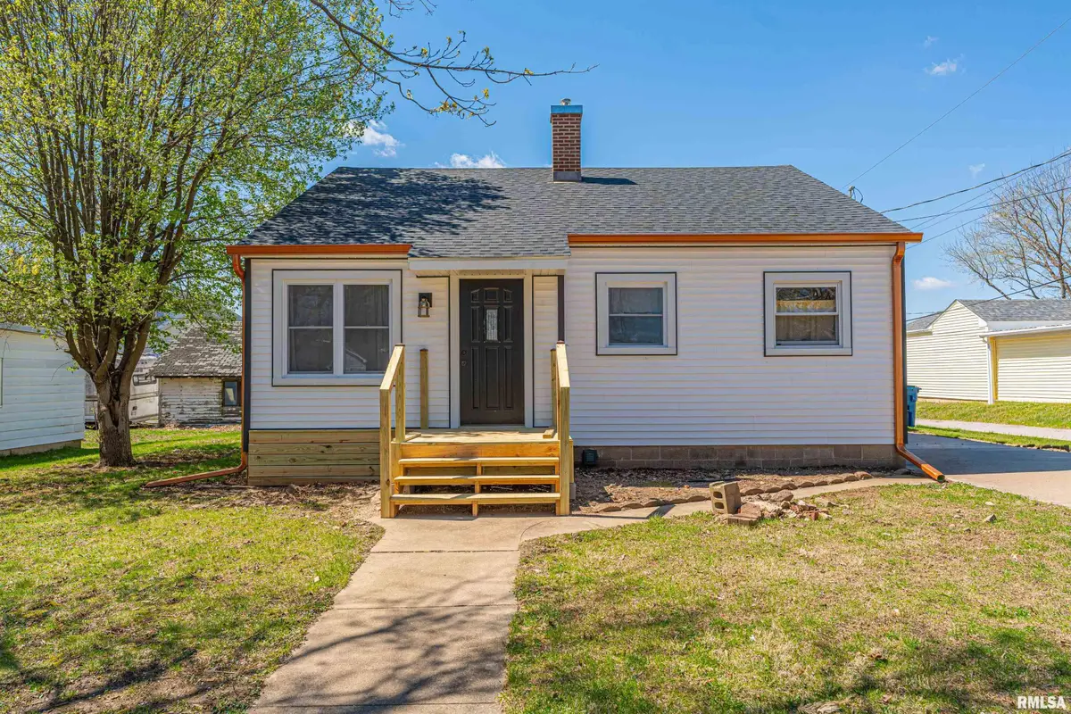 115 Cobleigh Street, Emden, IL 62635 - #1