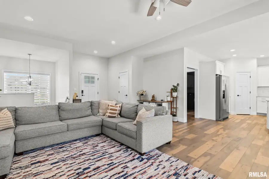 4604 Shalegh Avenue, Springfield, IL 62711 - #3