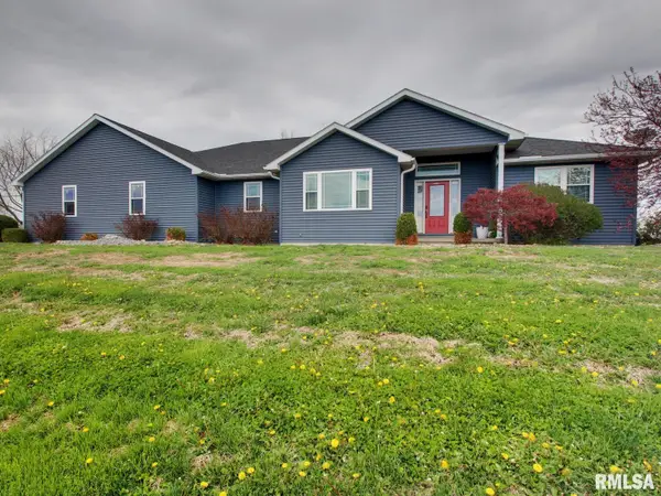 1409 Pratt Street, Barry, IL 62312