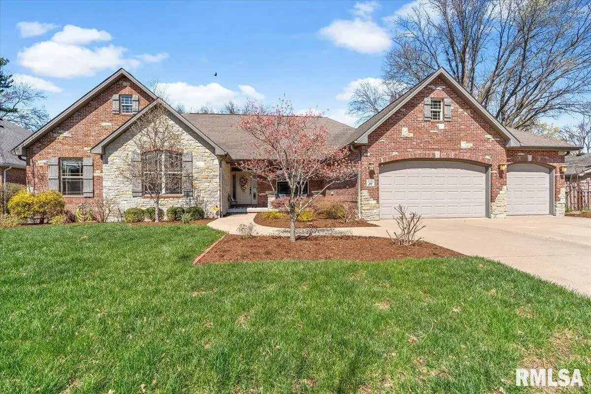 2211 Wydown Avenue, Springfield, IL 62704 - #1