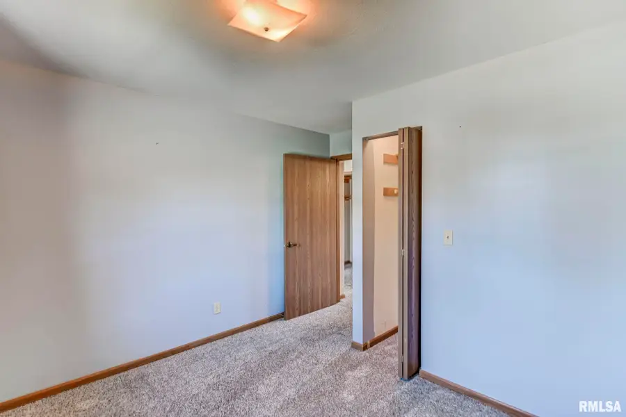 52 Heights Circle, Taylorville, IL 62568 - #3