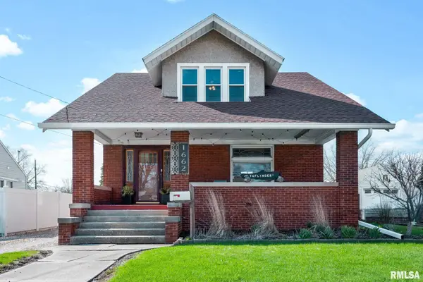 1662 E Main Street, Galesburg, IL 61401