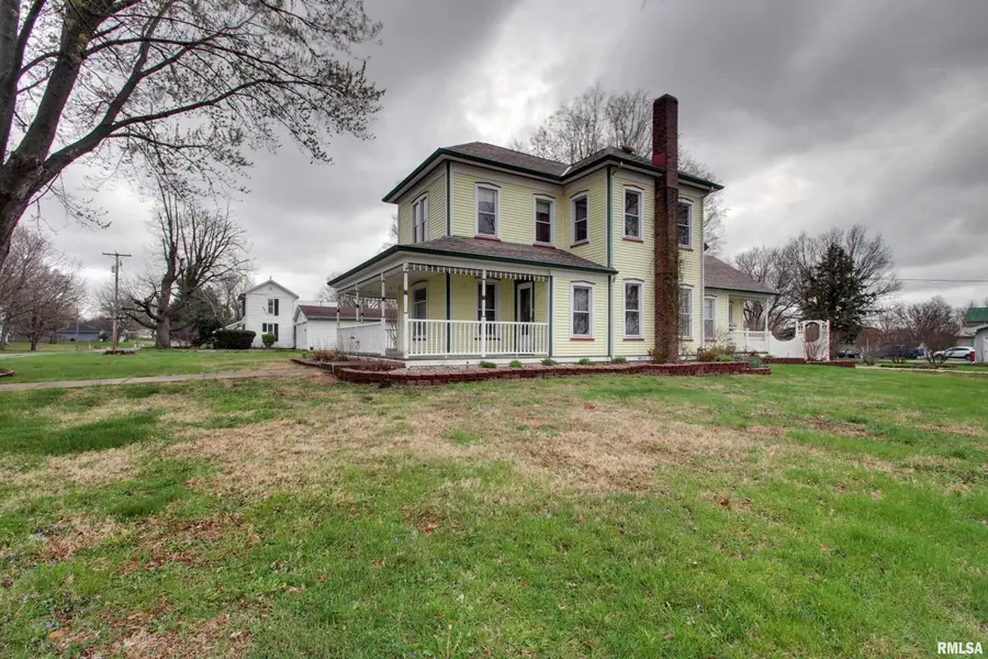 309 W Edwards Street, Payson, IL 62360 - #2