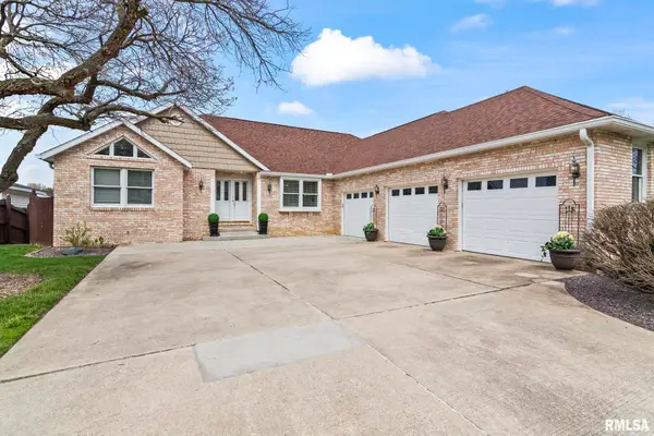 6932 Fringetree Way, Springfield, IL 62712