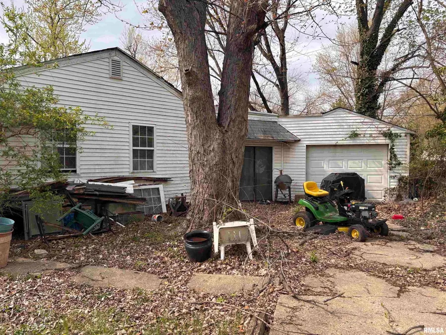 23 Lilac Lane, Springfield, IL 62702 - #2