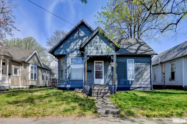 803 E Park Street, Taylorville, IL 62568