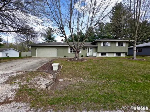 106 Victory Lane, Woodson, IL 62695