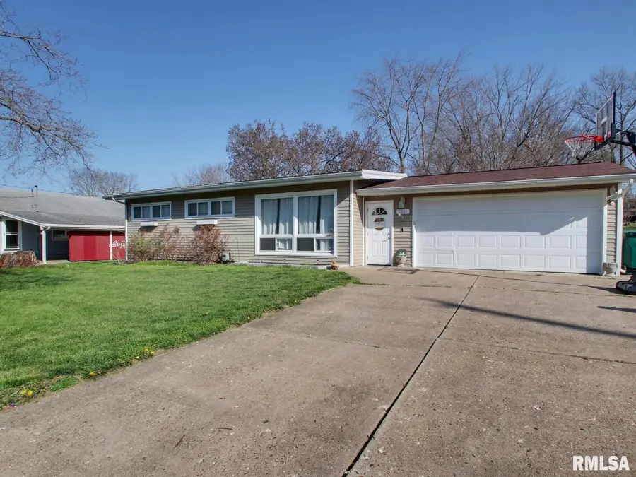 1301 Cherry Lane, Quincy, IL 62301 - #2