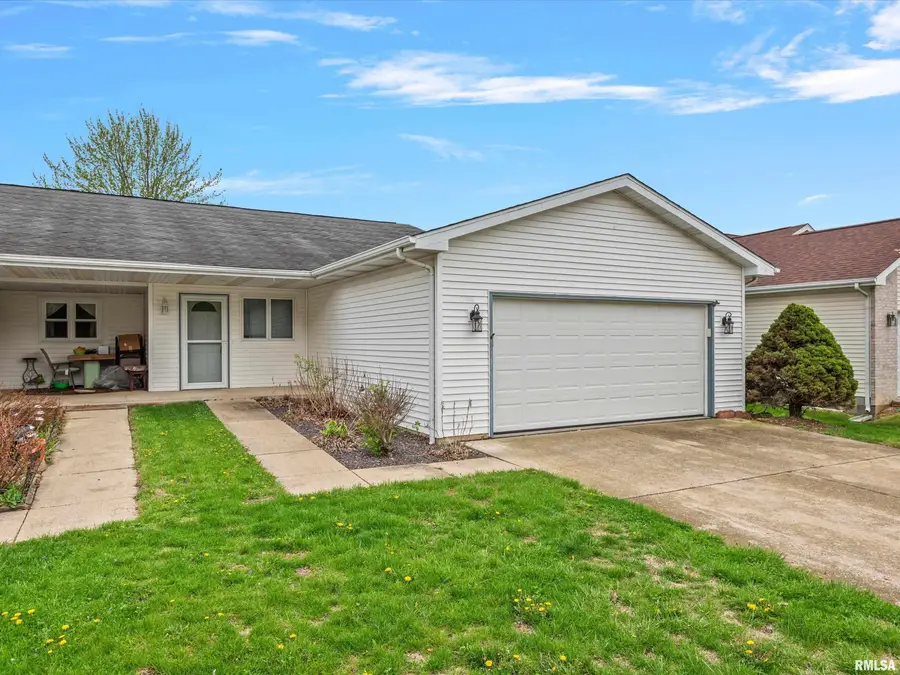 2424 Neil Street, Springfield, IL 62707 - #2