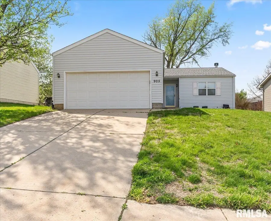 905 Helene Street, Springfield, IL 62702 - #2