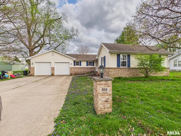 312 W Franklin Street, Ashland, IL 62612