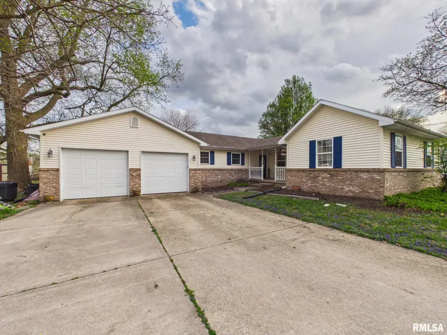 312 W Franklin Street, Ashland, IL 62612 - #2