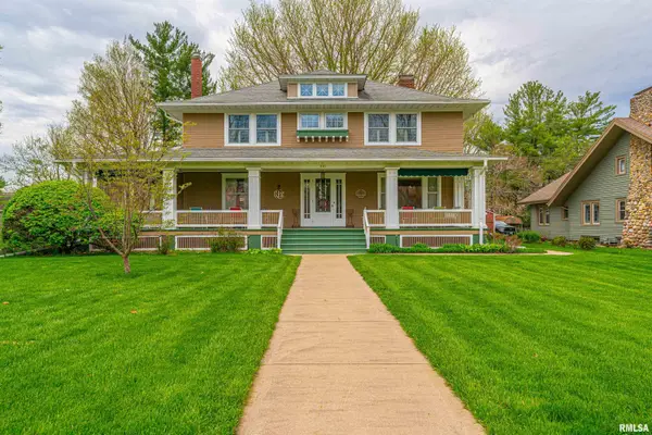 531 N Union Street, Lincoln, IL 62656