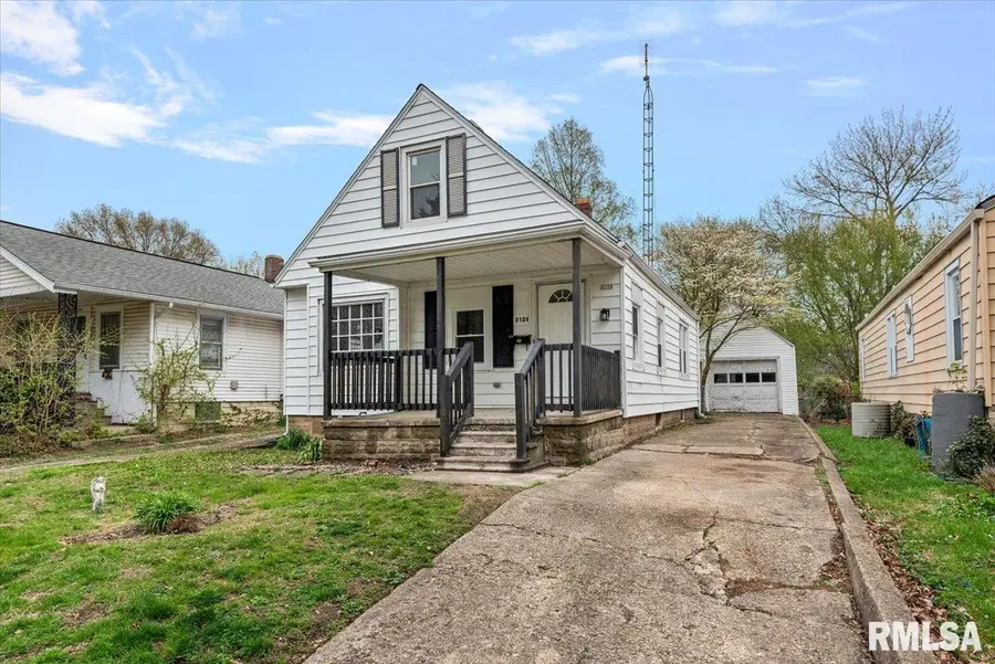 2128 S Lowell Avenue, Springfield, IL 62704 - #2