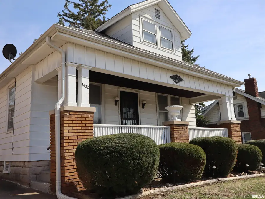 1422 N 12th Street, Quincy, IL 62301 - #2