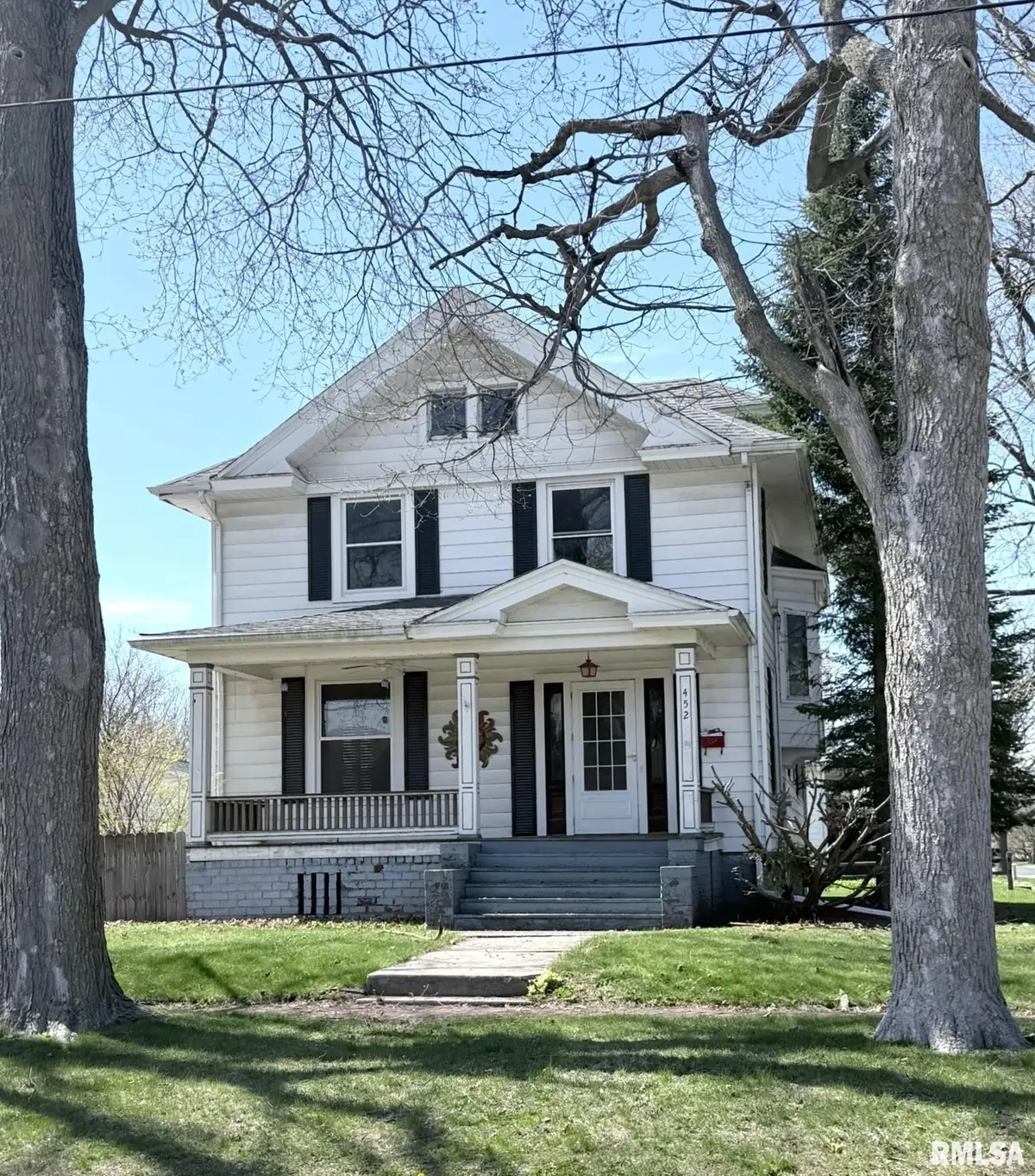 452 Jefferson Street, Galesburg, IL 61401 - #1