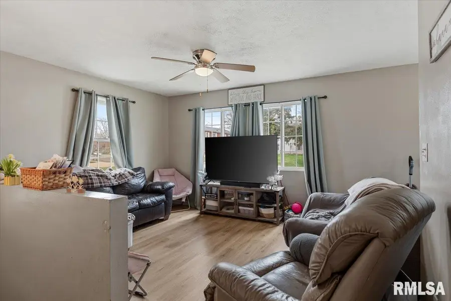 105 E Mill Street, Rochester, IL 62563 - #2