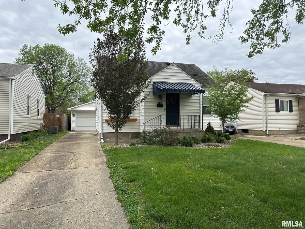 2513 S Pasfield Street, Springfield, IL 62704 - #1