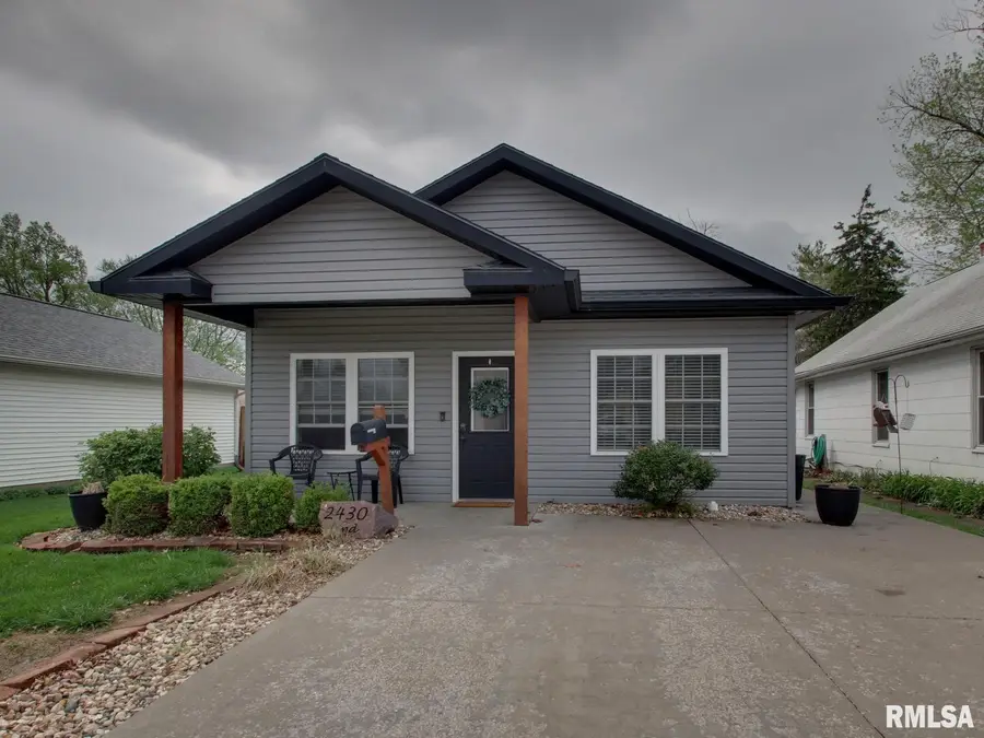 2430 Lind Street, Quincy, IL 62301 - #2
