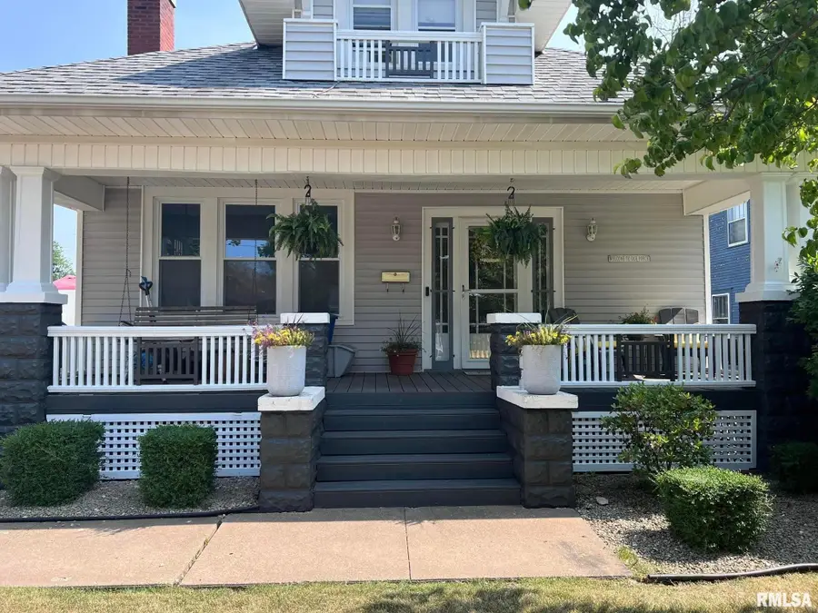 2026 Hampshire Street, Quincy, IL 62301-3148 - #2